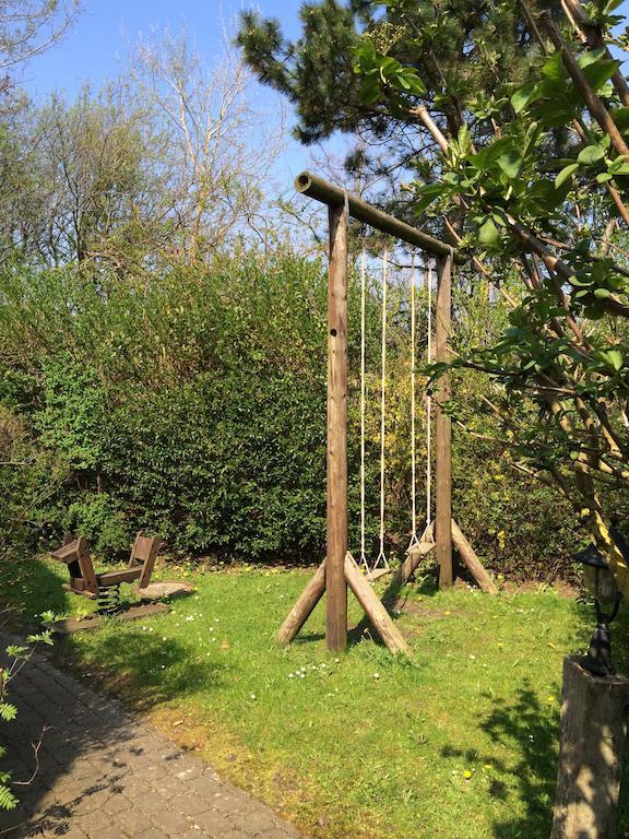 Ferienhaeuser Im Sylter Gartenweg Exterior photo